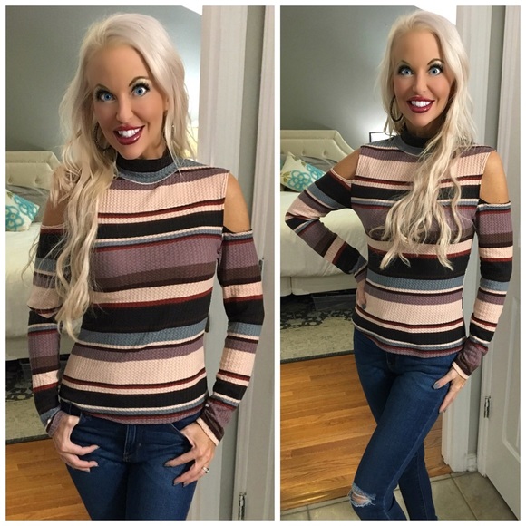 💝LAST 2! Lavender Multi Mock Neck Striped Top! - Picture 3 of 3